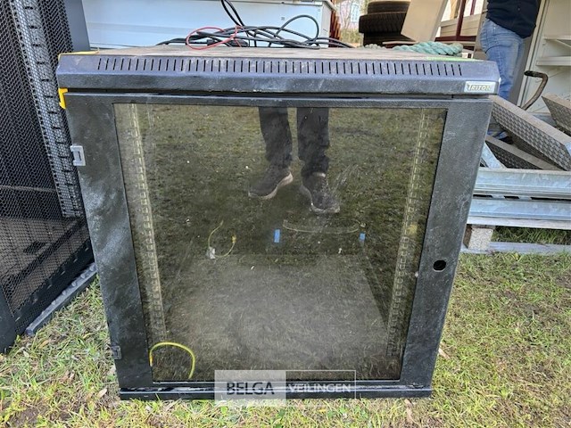 Omkasting server - afbeelding 1 van  7