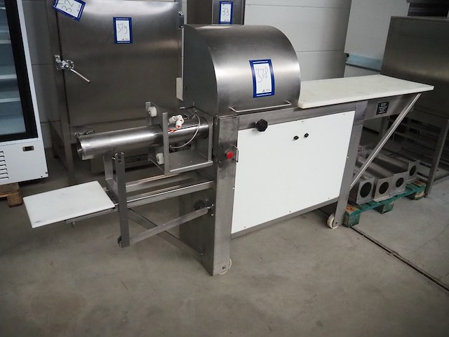 Omp-possenti - afbeelding 1 van  9