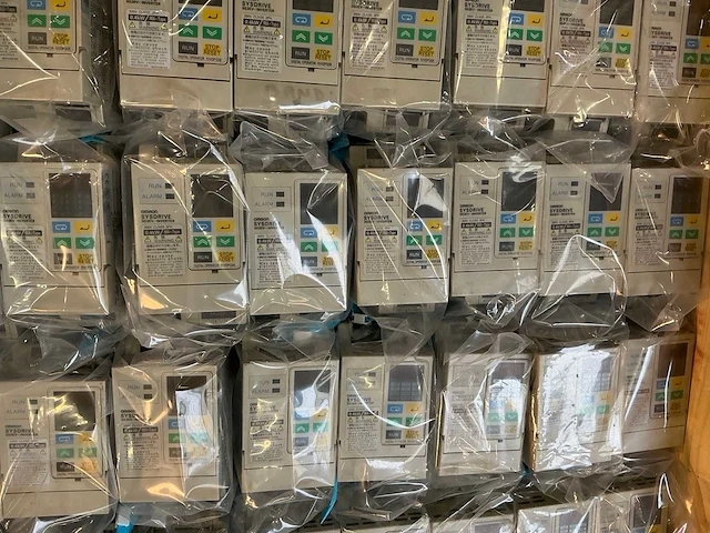 Omron en panasonic frequentieregelaar (83x) - afbeelding 5 van  5