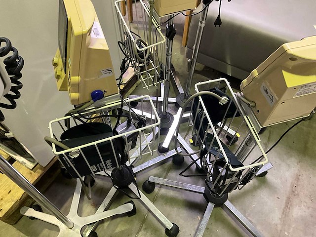 Omron hem-907 bloeddrukmeter (5x) - afbeelding 6 van  9