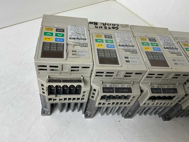 Omron sysdrive 3g3ev frequentieregelaar (5x) - afbeelding 6 van  6