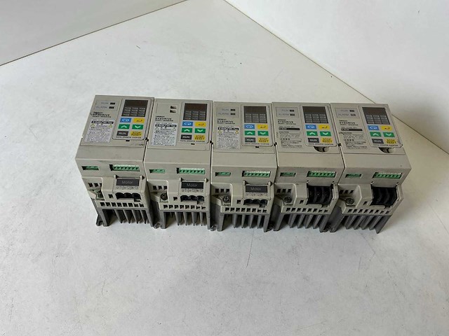 Omron sysdrive 3g3ev frequentieregelaar (5x) - afbeelding 5 van  5