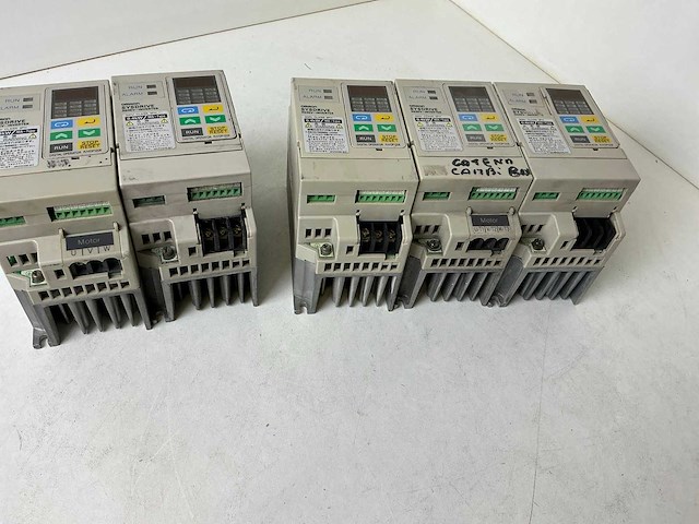 Omron sysdrive 3g3ev frequentieregelaar (5x) - afbeelding 4 van  6