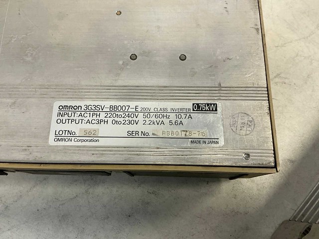 Omron sysdrive 3g3sv frequentieregelaar (3x) - afbeelding 8 van  8