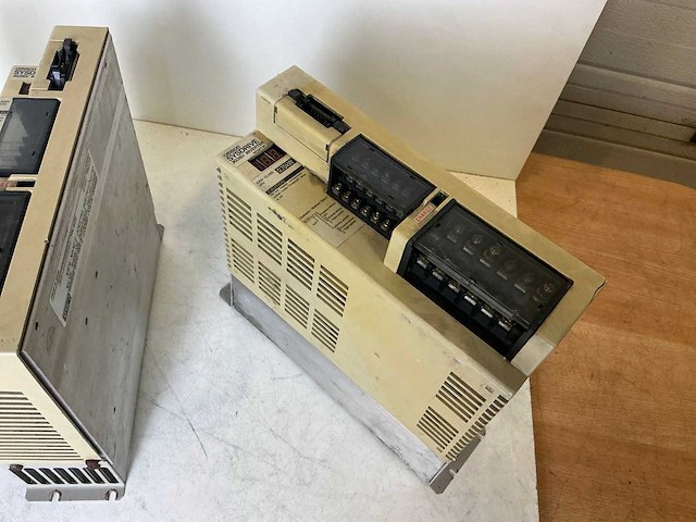 Omron sysdrive 3g3sv frequentieregelaar (3x) - afbeelding 3 van  8