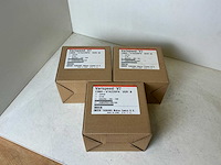 Omron varispeed v7 cimr-v7az20p4 frequentieregelaar (3x) - afbeelding 1 van  6