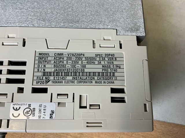 Omron varispeed v7 cimr-v7az20p4 frequentieregelaar (3x) - afbeelding 5 van  6