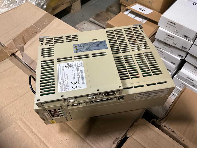 Omron yaskawa sgdh-30de-oy servopack - afbeelding 3 van  6