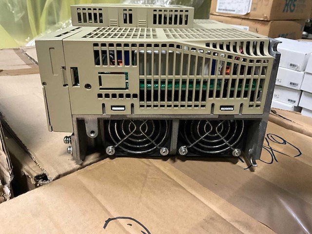 Omron yaskawa sgdh-30de-oy servopack - afbeelding 5 van  6