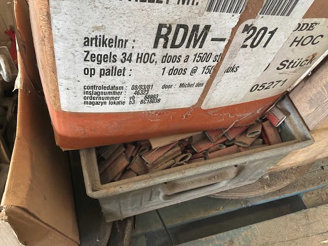 Omsnoeringsband en inbindmaterialen - afbeelding 3 van  3