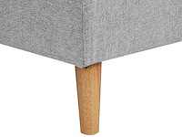 Omzetbare en omkeerbare hoekbank van lichtgrijze stof met opbergdoos - afbeelding 5 van  7