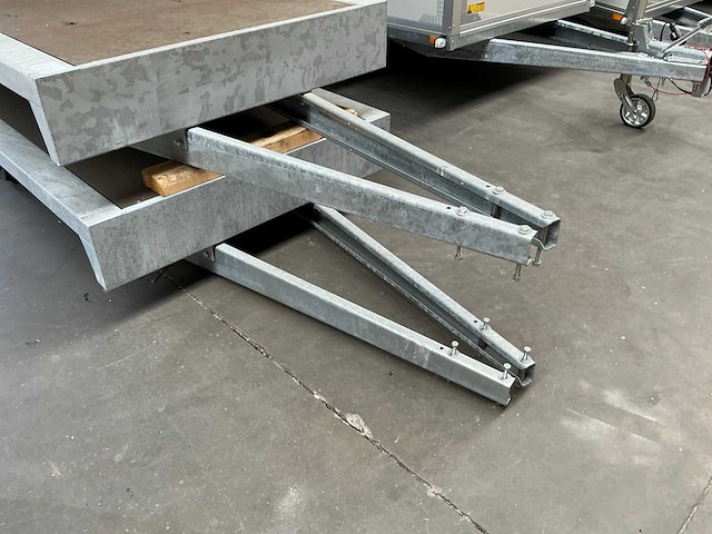 Onafgewerkte aanhangwagen (2x) - afbeelding 3 van  6