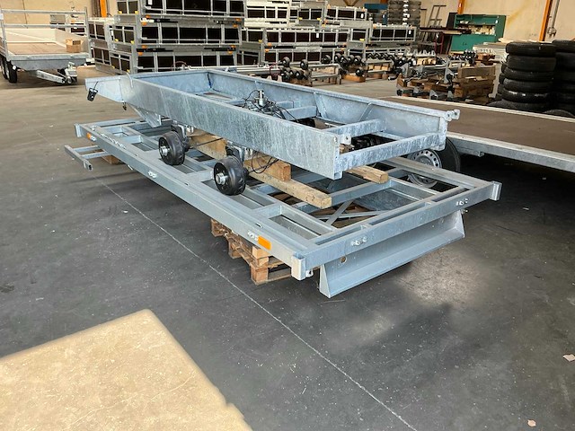Onafgewerkte aanhangwagen (2x) - afbeelding 4 van  8