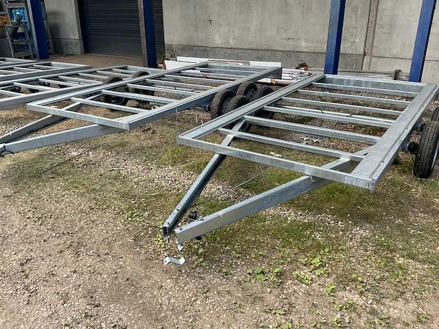 Onafgewerkte aanhangwagen (2x) - afbeelding 2 van  4