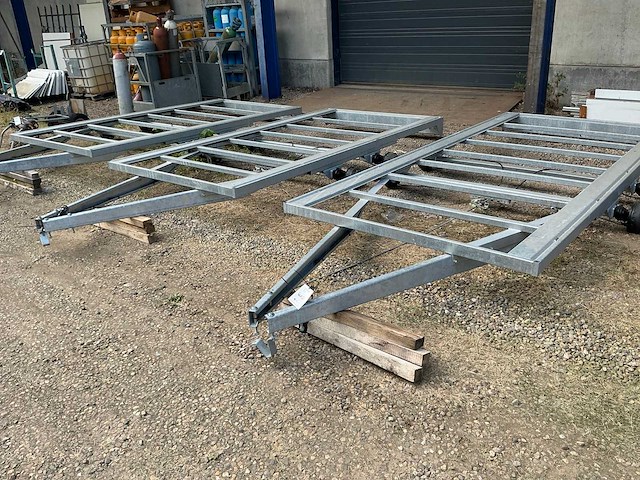 Onafgewerkte aanhangwagen (3x) - afbeelding 1 van  6