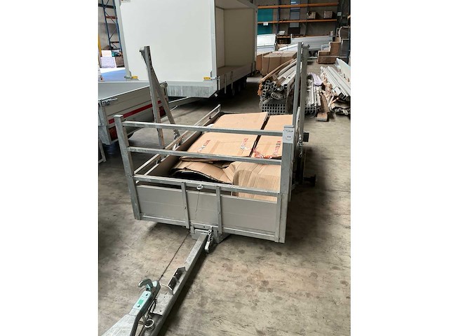 Onafgewerkte aanhangwagen - afbeelding 3 van  6