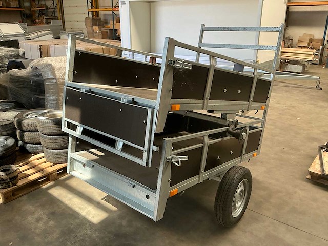 Onafgewerkte aanhangwagen - afbeelding 4 van  4