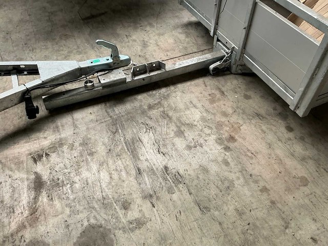Onafgewerkte aanhangwagen - afbeelding 2 van  6