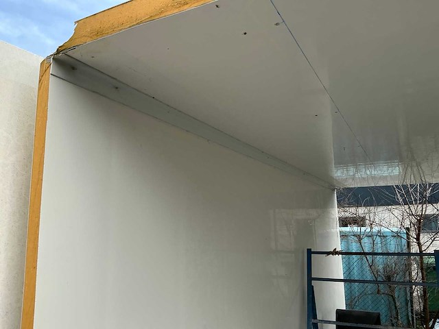 Onafgewerkte geïsoleerde container (2x) - afbeelding 7 van  7