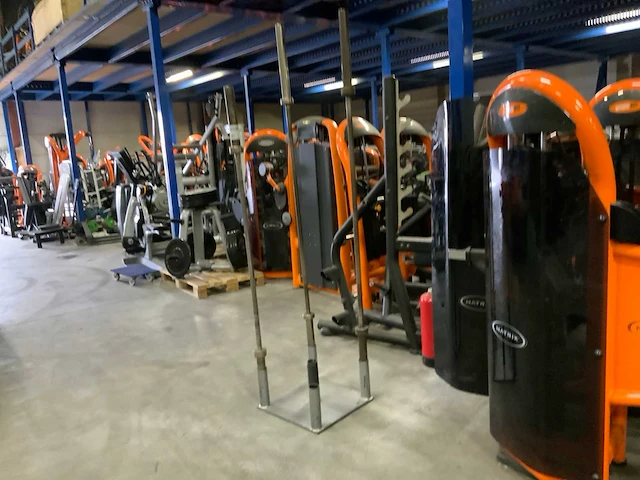 Onbekend 50mm stangen 3x krachtstation - afbeelding 2 van  4