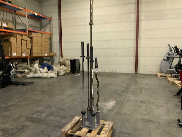 Onbekend 50mm stangen met plateau 5x stang krachtstation - afbeelding 1 van  3