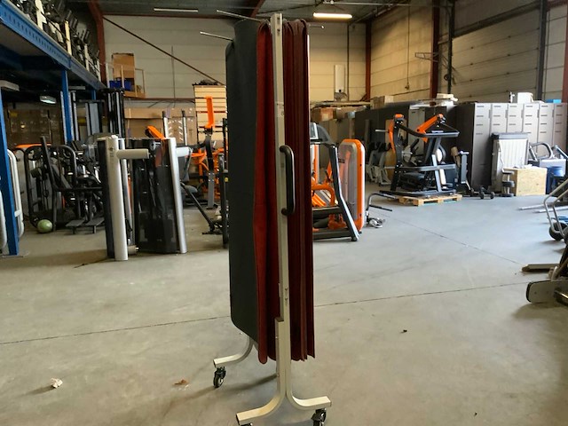 Onbekend aerobic matten met rek krachtstation - afbeelding 3 van  4