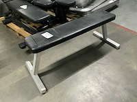 Onbekend flat bench krachtstation - afbeelding 3 van  4