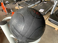 Onbekend medicine balls met rek krachtstation - afbeelding 3 van  3