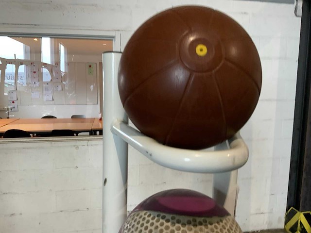 Onbekend mistery pallet krachtstation - afbeelding 2 van  10