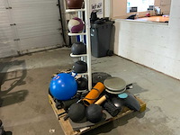 Onbekend mistery pallet krachtstation - afbeelding 1 van  10