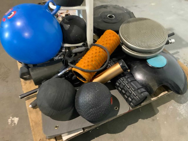 Onbekend mistery pallet krachtstation - afbeelding 3 van  10