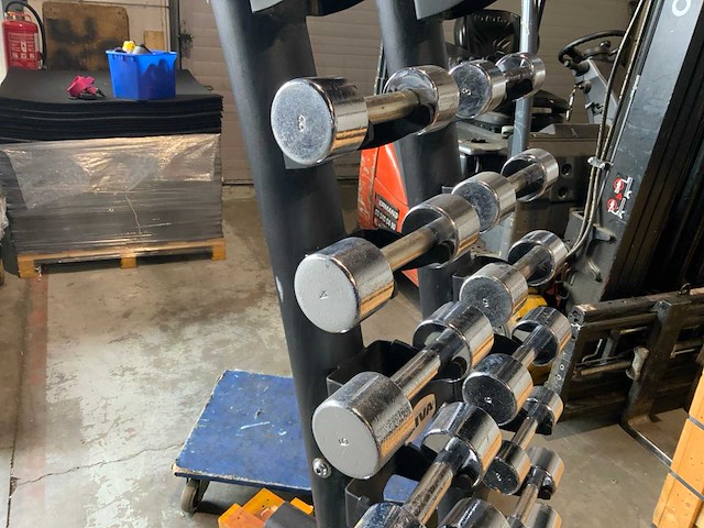 Onbekend mix dumbellset krachtstation - afbeelding 6 van  10