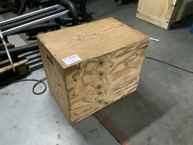 Onbekend plyo box krachtstation - afbeelding 1 van  2