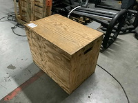 Onbekend plyo box krachtstation - afbeelding 2 van  2