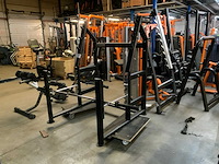 Onbekend squat rek krachtstation