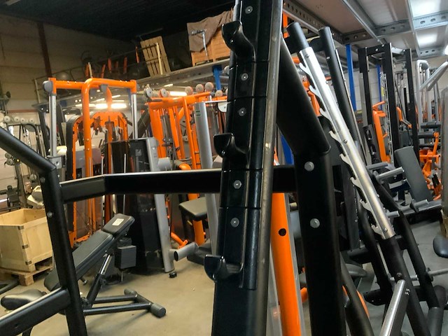 Onbekend squat rek krachtstation - afbeelding 4 van  7