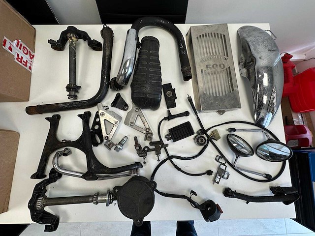 Onderdelen honda vt500 shadow (jaren '80) - afbeelding 9 van  12