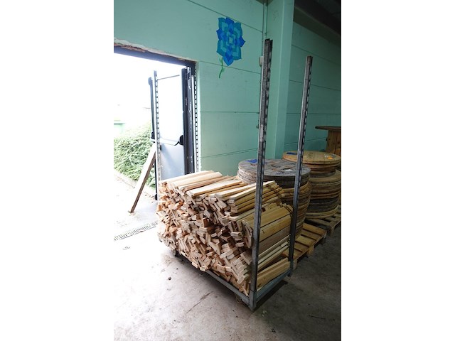 Onderdelen houten bobijnen - afbeelding 6 van  7
