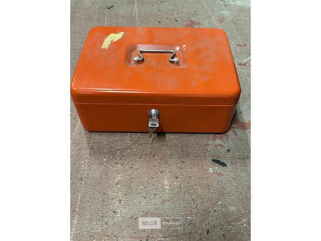 Onderdelen messing kroonluchters en lampen + geldkistje - afbeelding 2 van  2