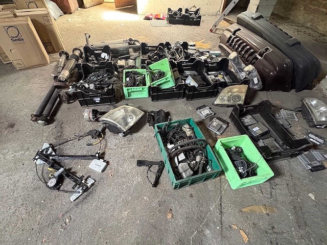 Onderdelen partij - bmw en jeep - part - afbeelding 14 van  20