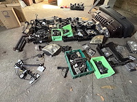 Onderdelen partij - bmw en jeep - part - afbeelding 14 van  20