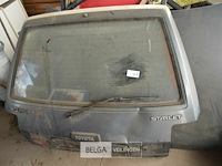 Onderdelen toyota starlett 2 deuren, motorkap en koffer - afbeelding 1 van  5