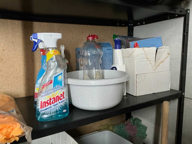 Onderhoudsmiddelen en statafels - afbeelding 2 van  3