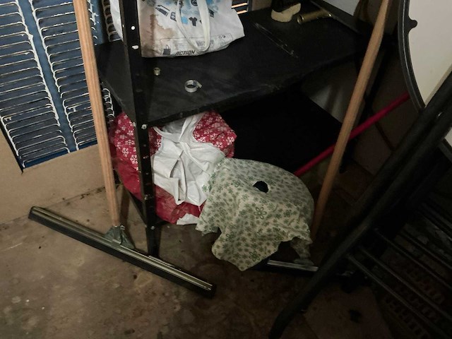 Onderhoudsmiddelen en statafels - afbeelding 3 van  3