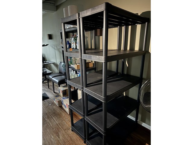 Onderhoudsproducten en pvc rekken - afbeelding 2 van  10