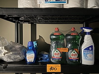 Onderhoudsproducten en pvc rekken - afbeelding 4 van  10