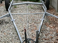 Onderstel van karavan, geremd, l650xb210 cm - afbeelding 1 van  5
