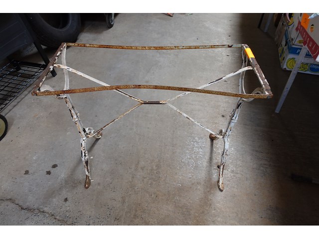 Onderstel voor tuintafel l. 84 b.36 cm - afbeelding 1 van  2