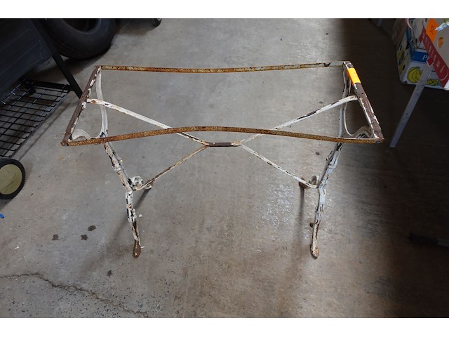 Onderstel voor tuintafel l. 84 b.36 cm - afbeelding 2 van  2