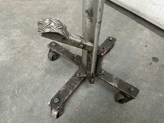Ondo - pit jack - garagekrik - afbeelding 3 van  4